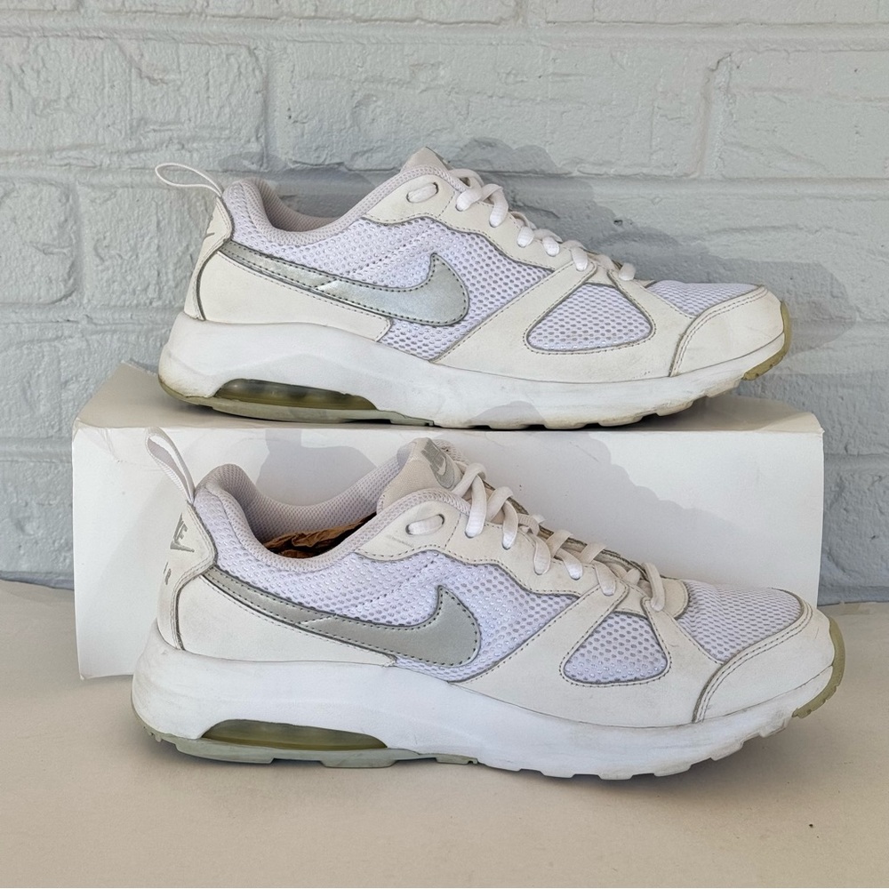 Nike Air Max Muse Sneakers Women's 10 - Picture 11 of 13